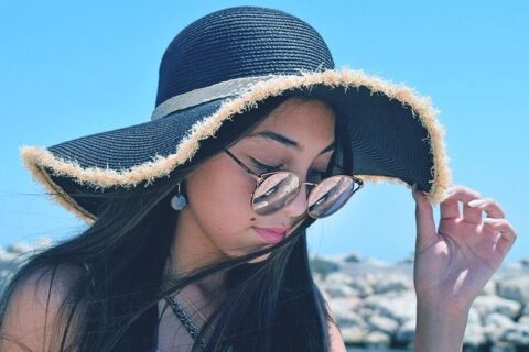 三个月没回家的弟弟，突然打电话说他外头有人了